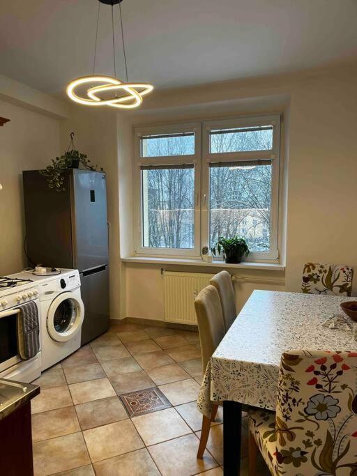 Rodinny Apartman Nedaleko Centra Banska Bystrica Bagian luar foto